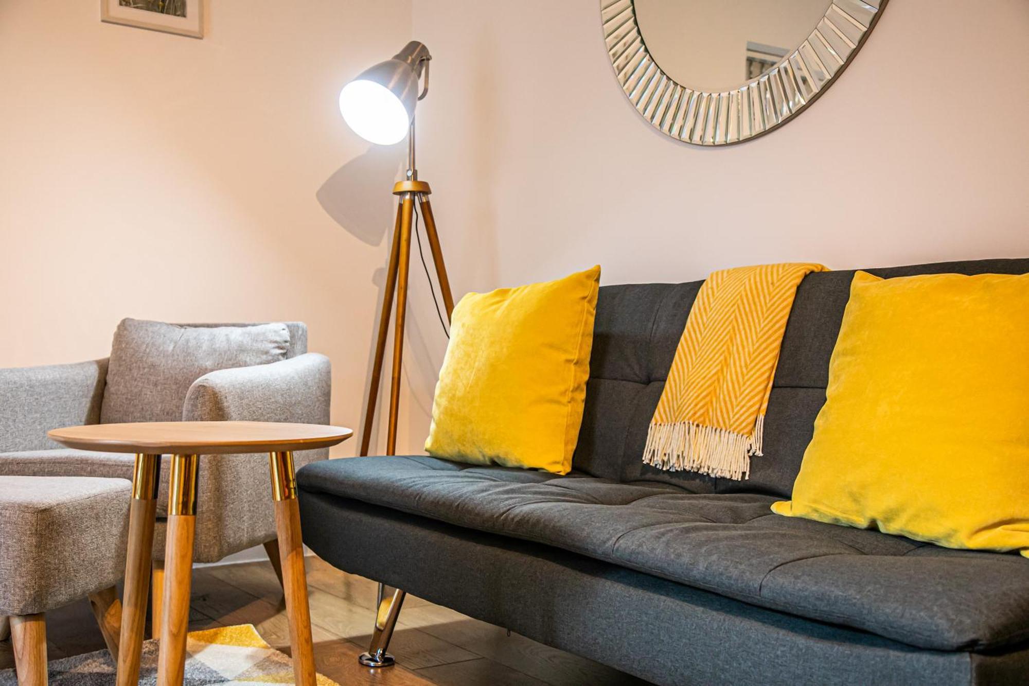 Stylish 2 Bed Apt 18 - City Centre, Free Parking, Espresso Machine & Netflix - Hosted By Stay Host Save シェフィールド エクステリア 写真